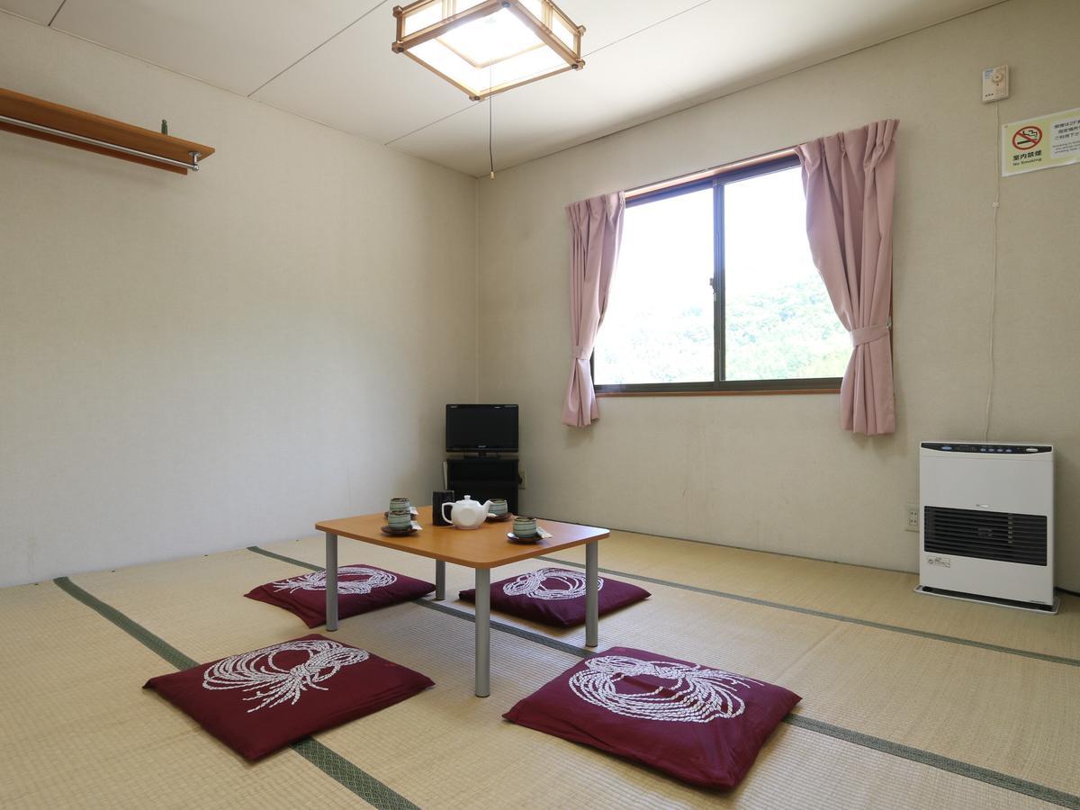 Lodge Kotobuki Takayama  Exteriör bild